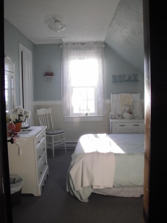 Moore'S Specialties Fundy Bay House Rental Gardner Creek Номер фото